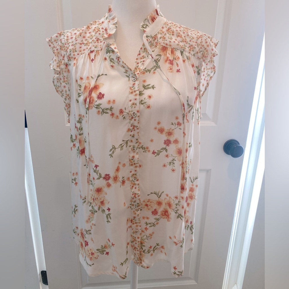 NWOT LOVESTITCH Ruffle Sleeveless Blouse - Picture 6 of 14